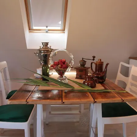 Brzoza I Swierk Z Widokiem Na Gory Jelenia Góra