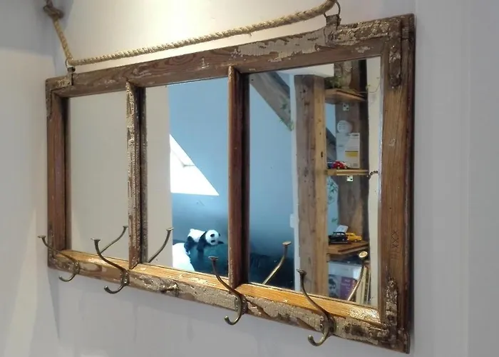 Brzoza I Swierk Z Widokiem Na Gory W Centrum Uzdrowiska Przy Parku I Termach Daire