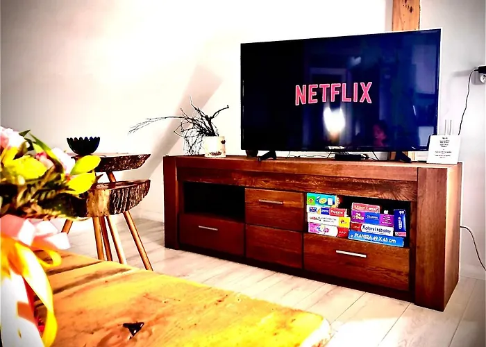 Brzoza I świerk Z Widokiem Na Góry *